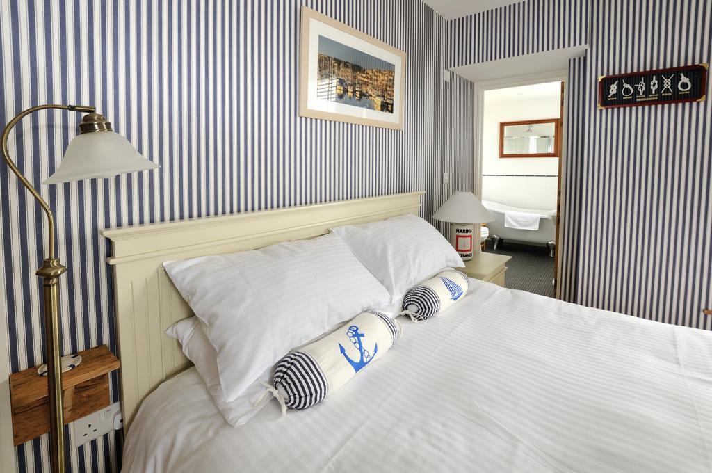 Beacon House B&B Бриксгем Екстер'єр фото